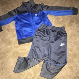 Grey and blue nike 24m Set